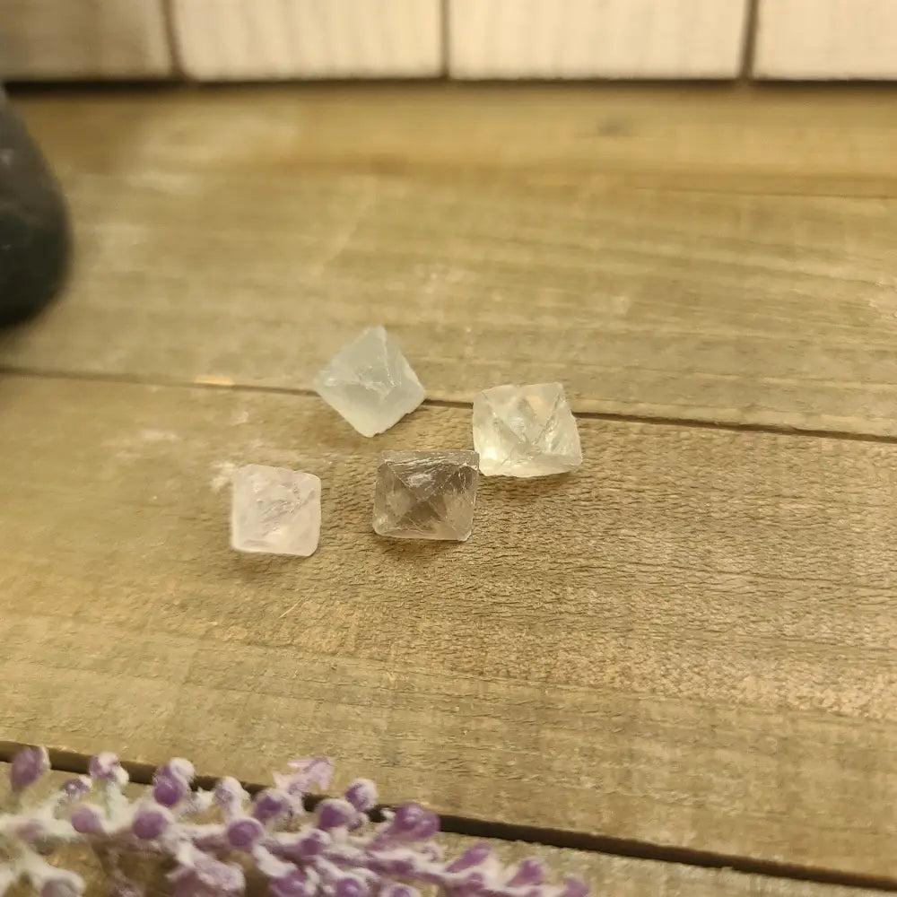 FLUORITE - OCTAHEDRONS Packs - 4 for 1 - Grid Working