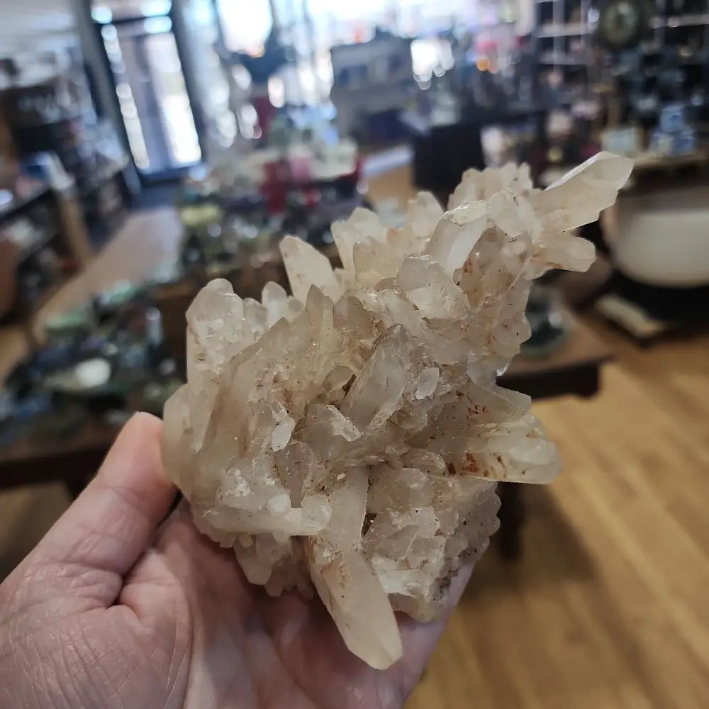 Large Quartz Clusters - 10 - Specimens