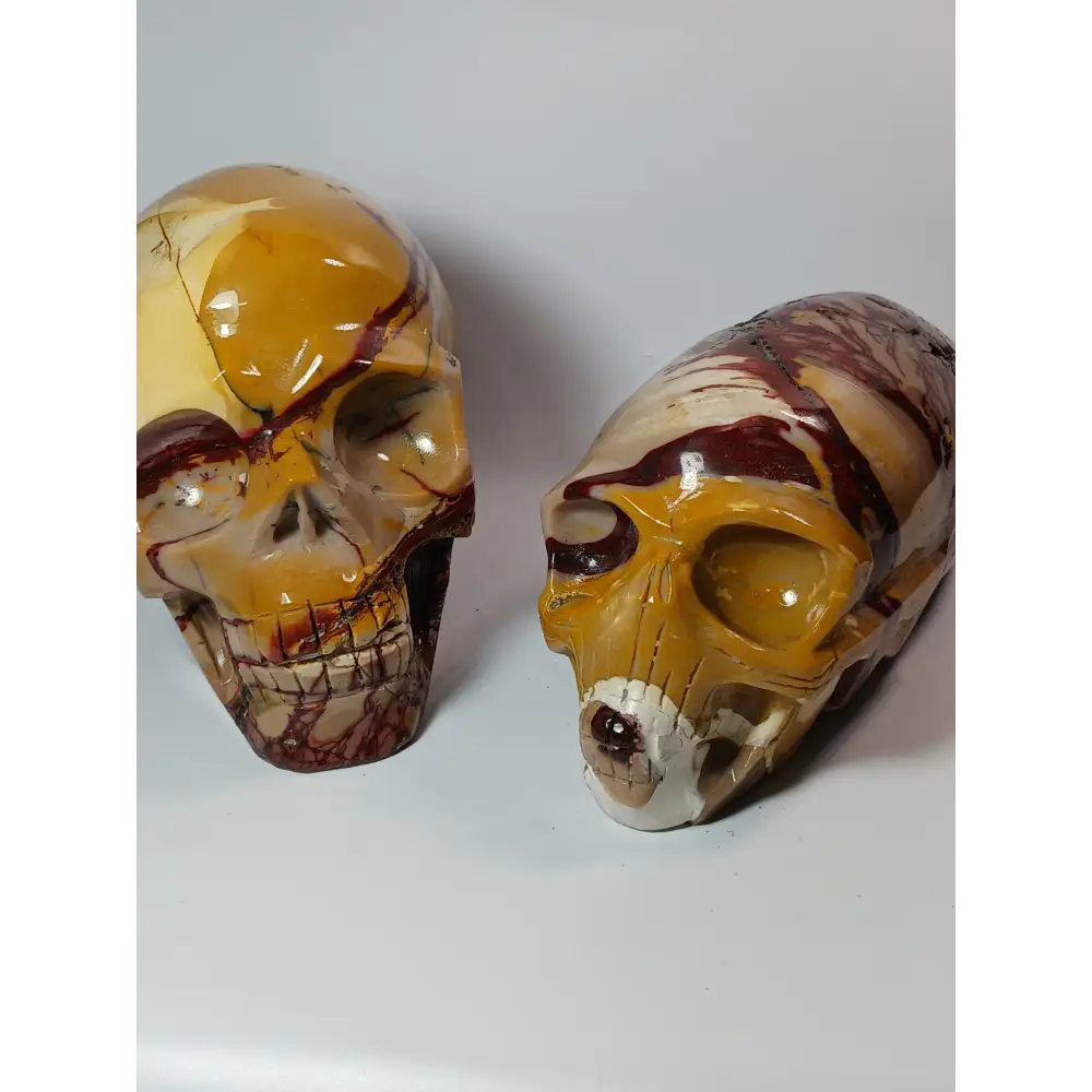 🛸✨ Mookaite Skulls – Ancient Wisdom and Bold Energy ✨💀 Carvings