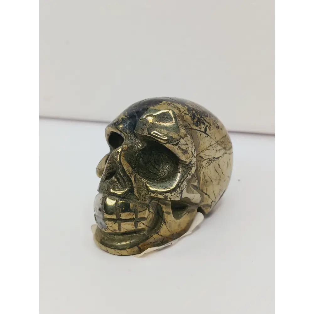 💀✨ Pyrite and Quartz Skull 2’’ – Abundance Clarity and Protection 💛 - 4 - Carvings