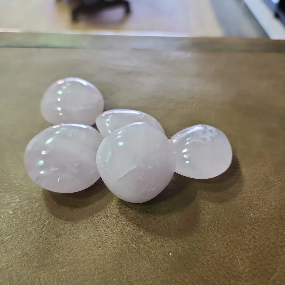 ROSE Quartz Meditation Palm Stones - Small - PALM