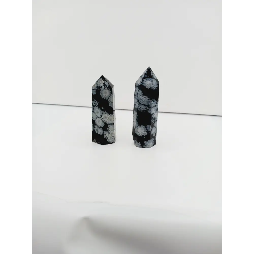 🖤❄️ Snowflake Obsidian Tower – Balance Protection and Transformation 🗼 - Towers