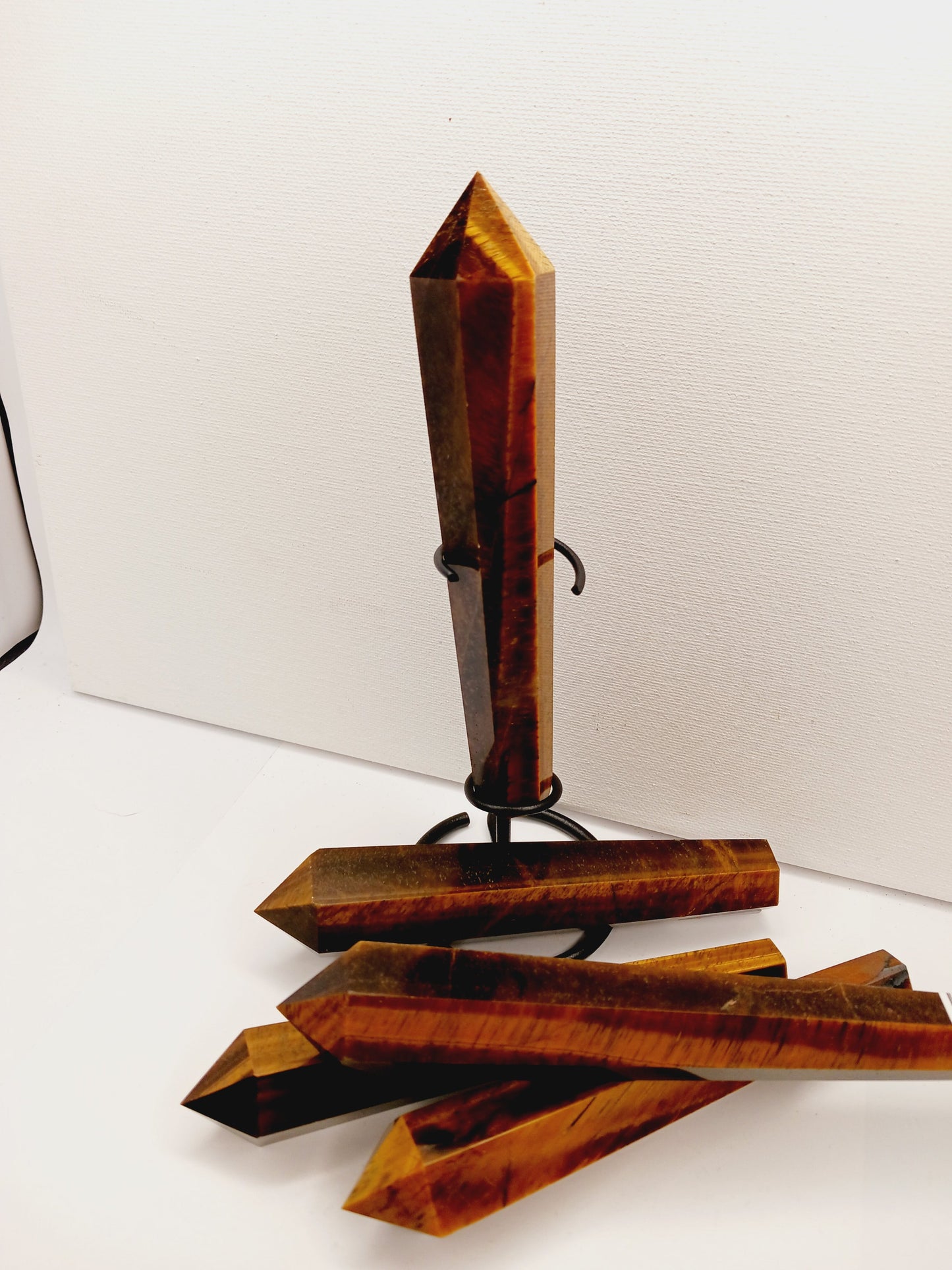 🐯✨ Tigers Eye Wand 7’’ – Confidence Protection and Manifestation Magic! 🌟