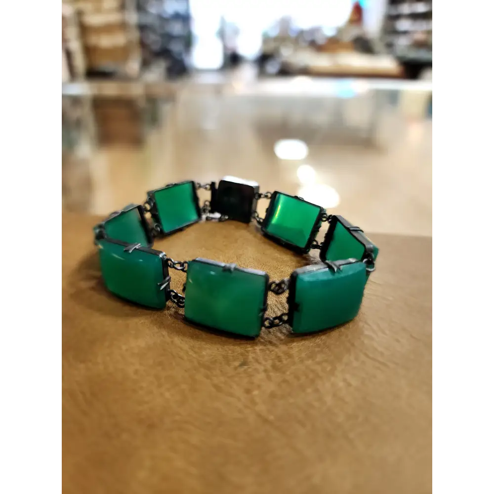 ๐โจ Vintage Art Deco Green Chrysoprase Bracelet with Sterling Silver Clasp โ Timeless Elegance & Heart Healing Energy! ๐ฟ