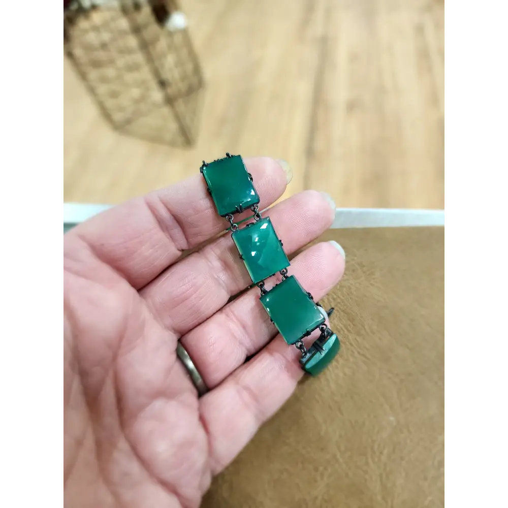 ๐โจ Vintage Art Deco Green Chrysoprase Bracelet with Sterling Silver Clasp โ Timeless Elegance & Heart Healing Energy! ๐ฟ