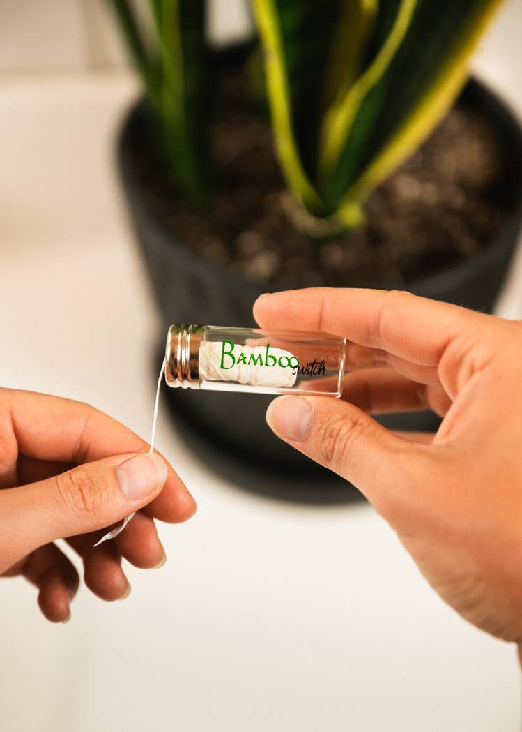 Vegan Bamboo Floss |Charcoal Infused