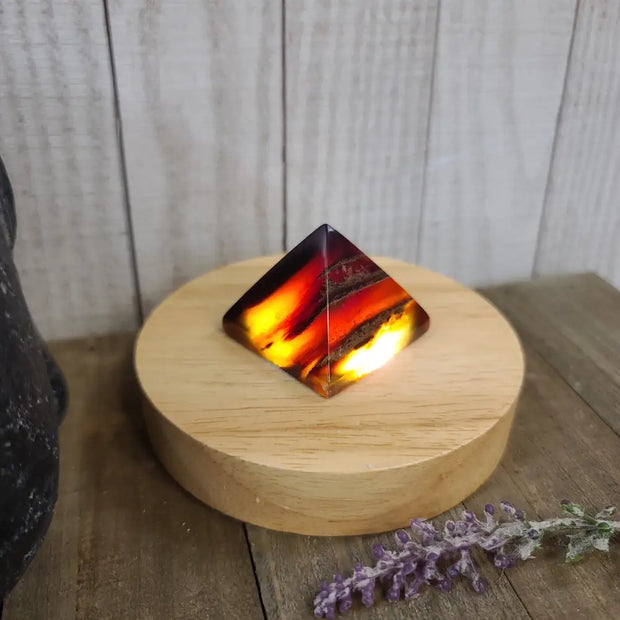 AMBER Pyramids - 1 - Carvings