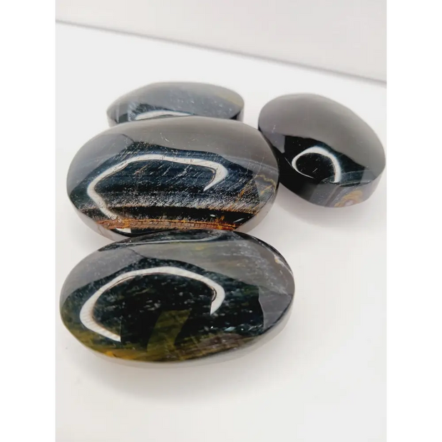 🌊🖤 Blue Tiger’s Eye Palm Stone – Insight Calm and Protective Energy ✨ - PALM