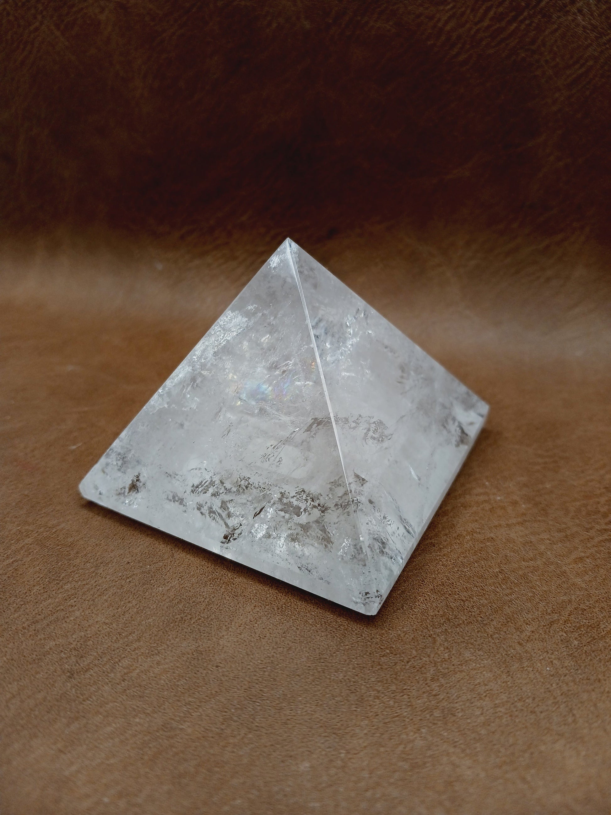 🌈🔺 Clear Quartz Pyramid – Amplify Cleanse and Illuminate ✨ - 1 - Carvings