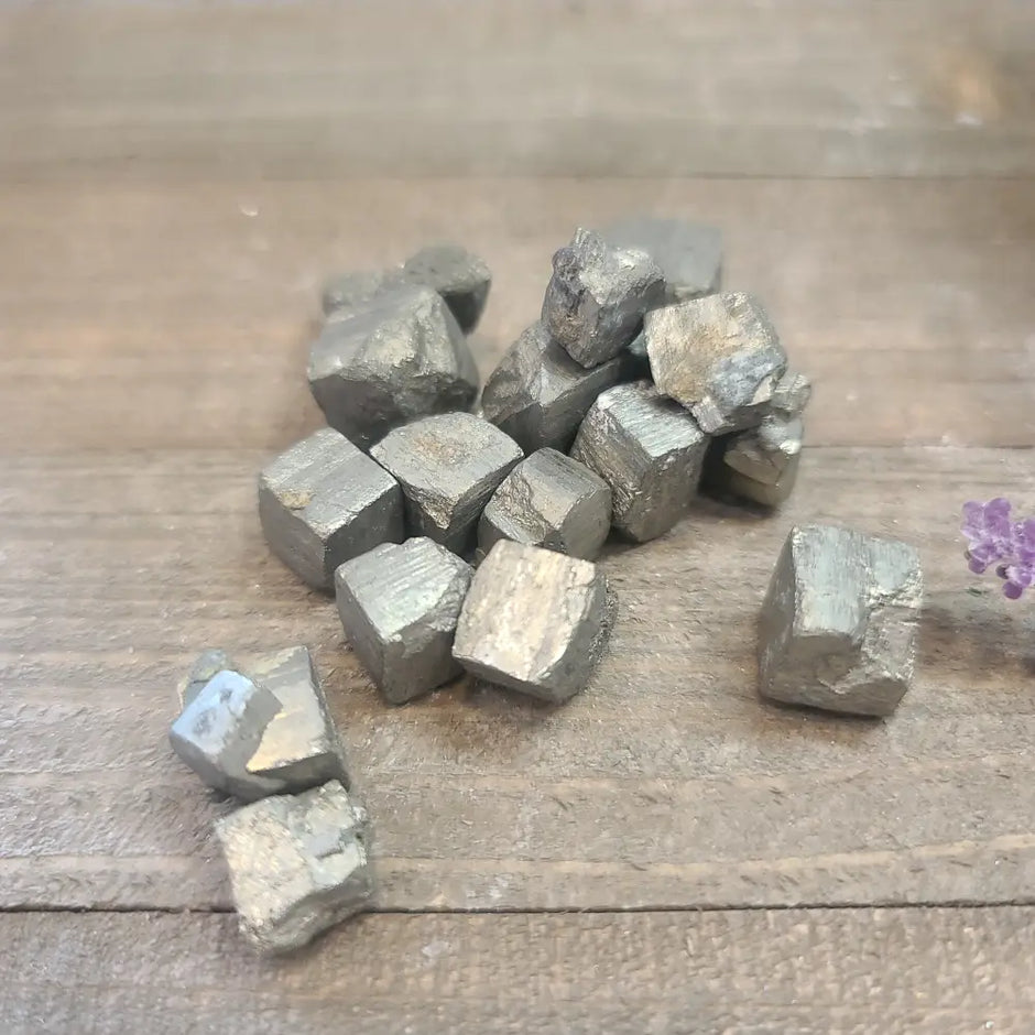 🟫✨ Copper Pyrite Cube Small – Energy and Abundance ✨🟫 - Tumbles