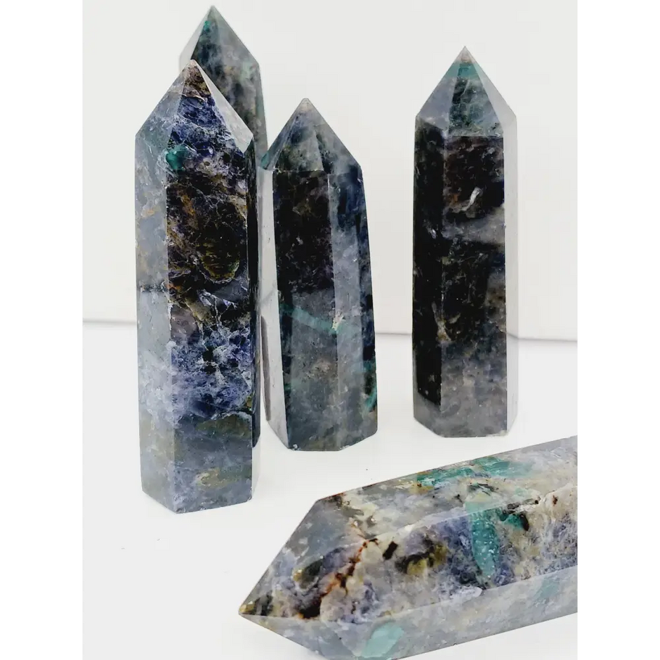 💚🔮 Emerald & Iolite Point – Heart Wisdom & Inner Vision Crystal Tower! ✨ - 1 - Towers