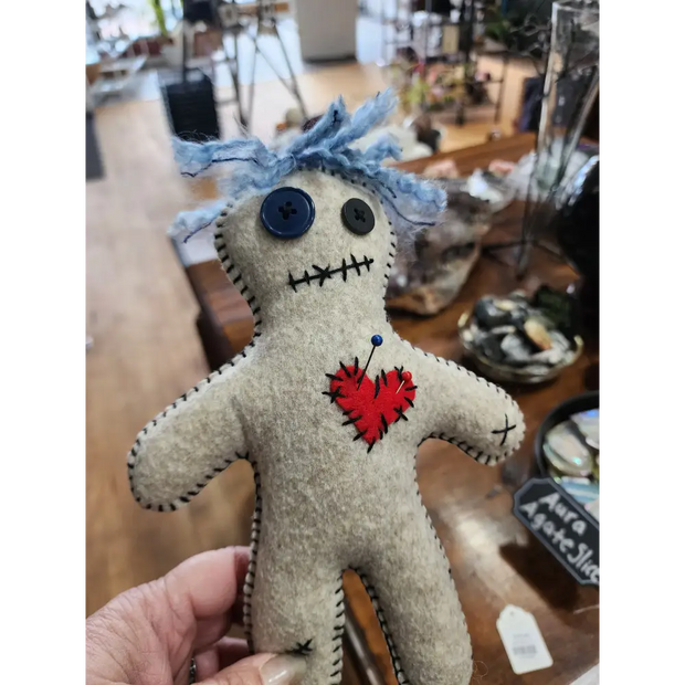 🧵 Felt Poppet with Button Eyes Red Heart - 9.5’’ Tall ❤️ - Tan - Pillows Blankets & Stuffed Creatures