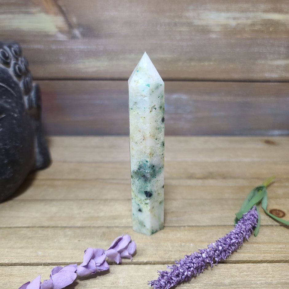 Fynchenite (Quantum Quatro / Phoenix Stone) – Transformation Healing Spiritual Awakening 🌿🔥 - 10 - Towers