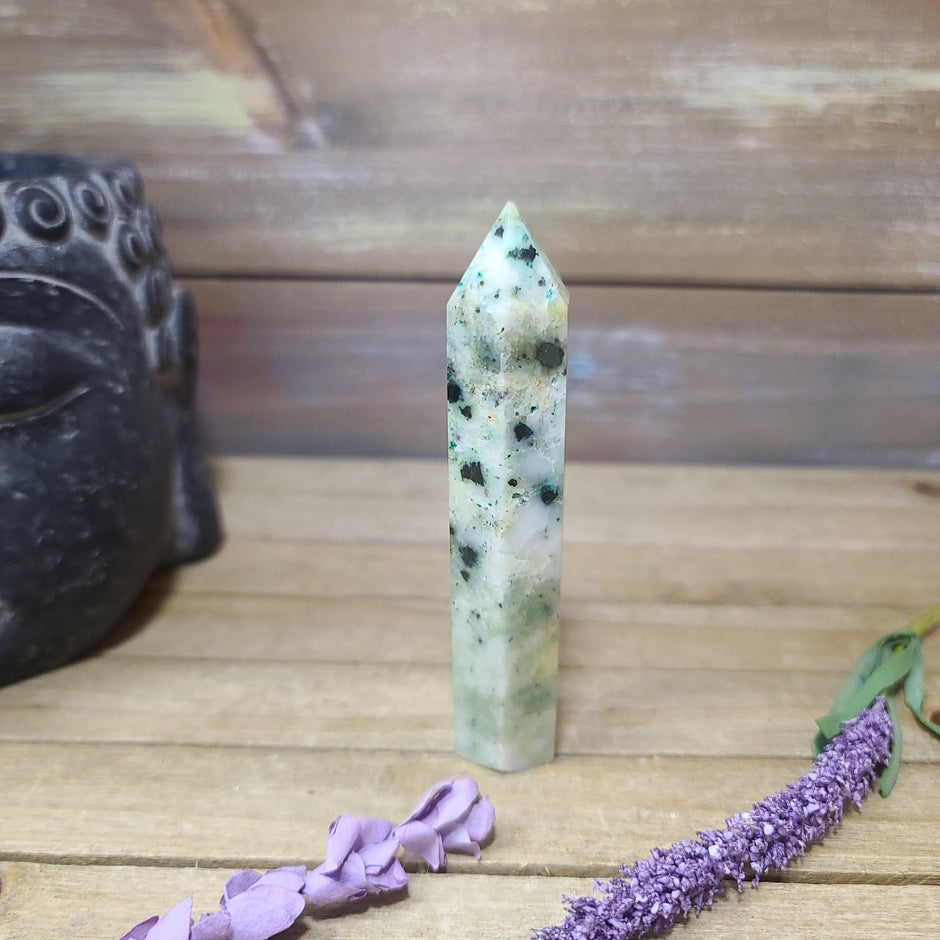 Fynchenite (Quantum Quatro / Phoenix Stone) – Transformation Healing Spiritual Awakening 🌿🔥 - 7 - Towers