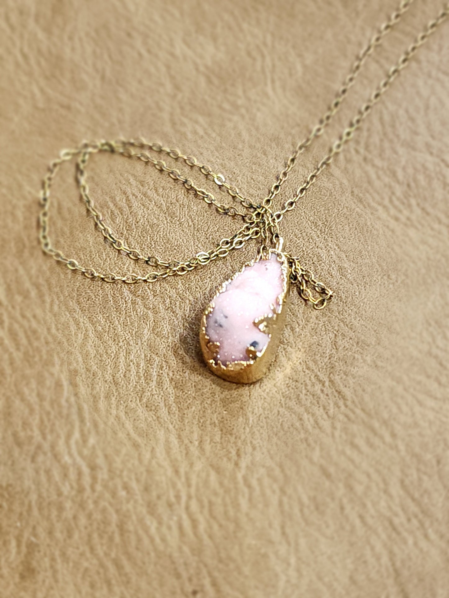 💖✨ Gold & Pink Aragonite Druzy Pendant on 18’’ Gold Chain – Heart Healing & Sparkling Magic! 🌟 - Jewelry
