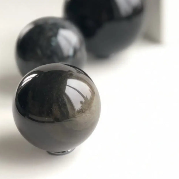 🌑✨ Golden Obsidian Spheres (1–1.5’’) – Empowerment Protection and Radiant Transformation! 🖤