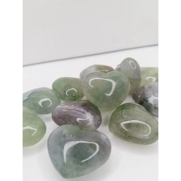 💚✨ Green Fluorite Mini Heart – Healing Clarity and Renewal 🌿 - Carvings