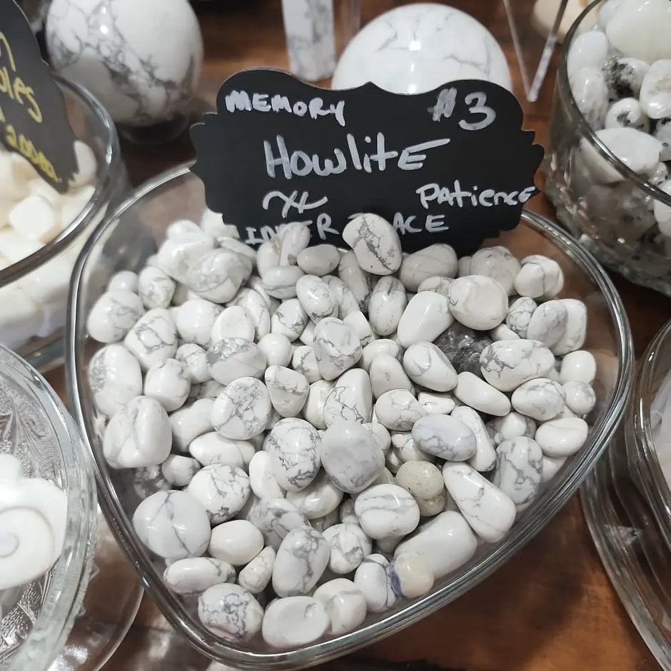 Howlite Tumbles - Tumbles