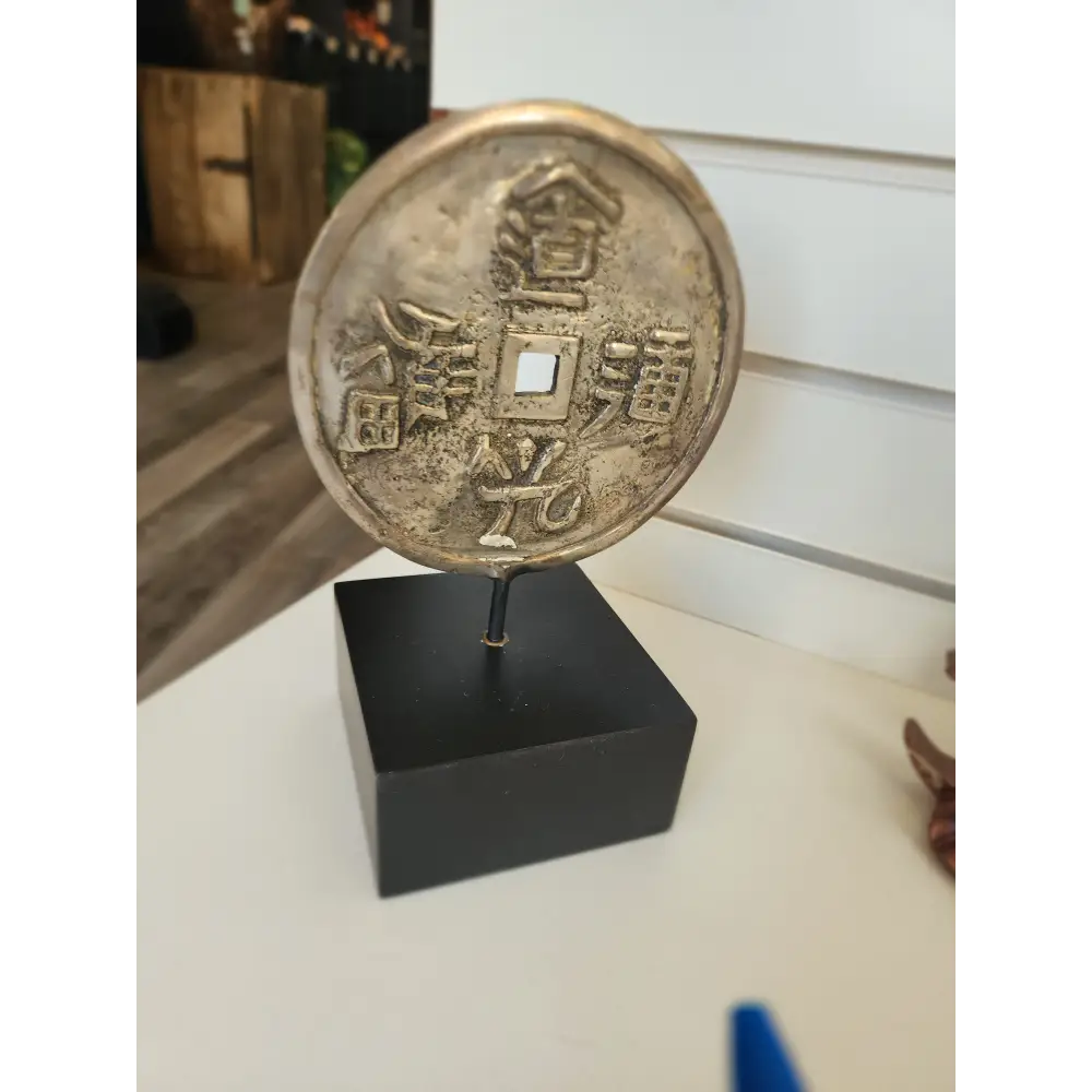 I Ching Pedestal Statue - Statues