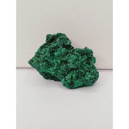 💚✨ Malachite Fibrous Specimen – Transformation Protection and Heart Healing 🌿 - Specimens