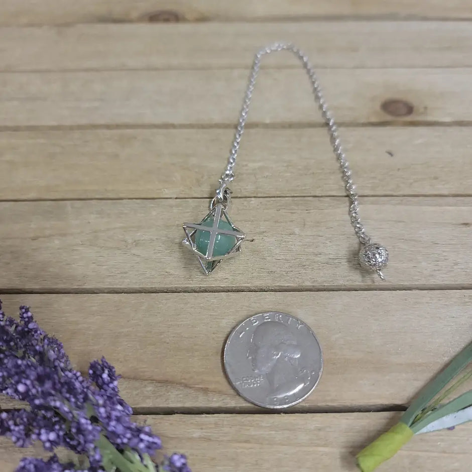 MERKABA / CRYSTAL PENDULUM - GREEN AVENTURINE - Pendulums & Mats