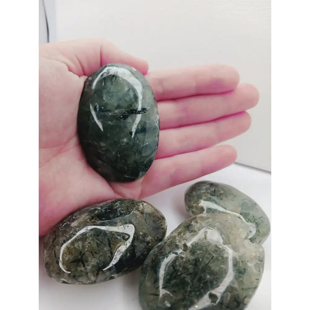 💚✨ Prehnite Palm stone (Intuitive Pick) – Heal Soothe and Connect with Heart Wisdom 🌿 - PALM
