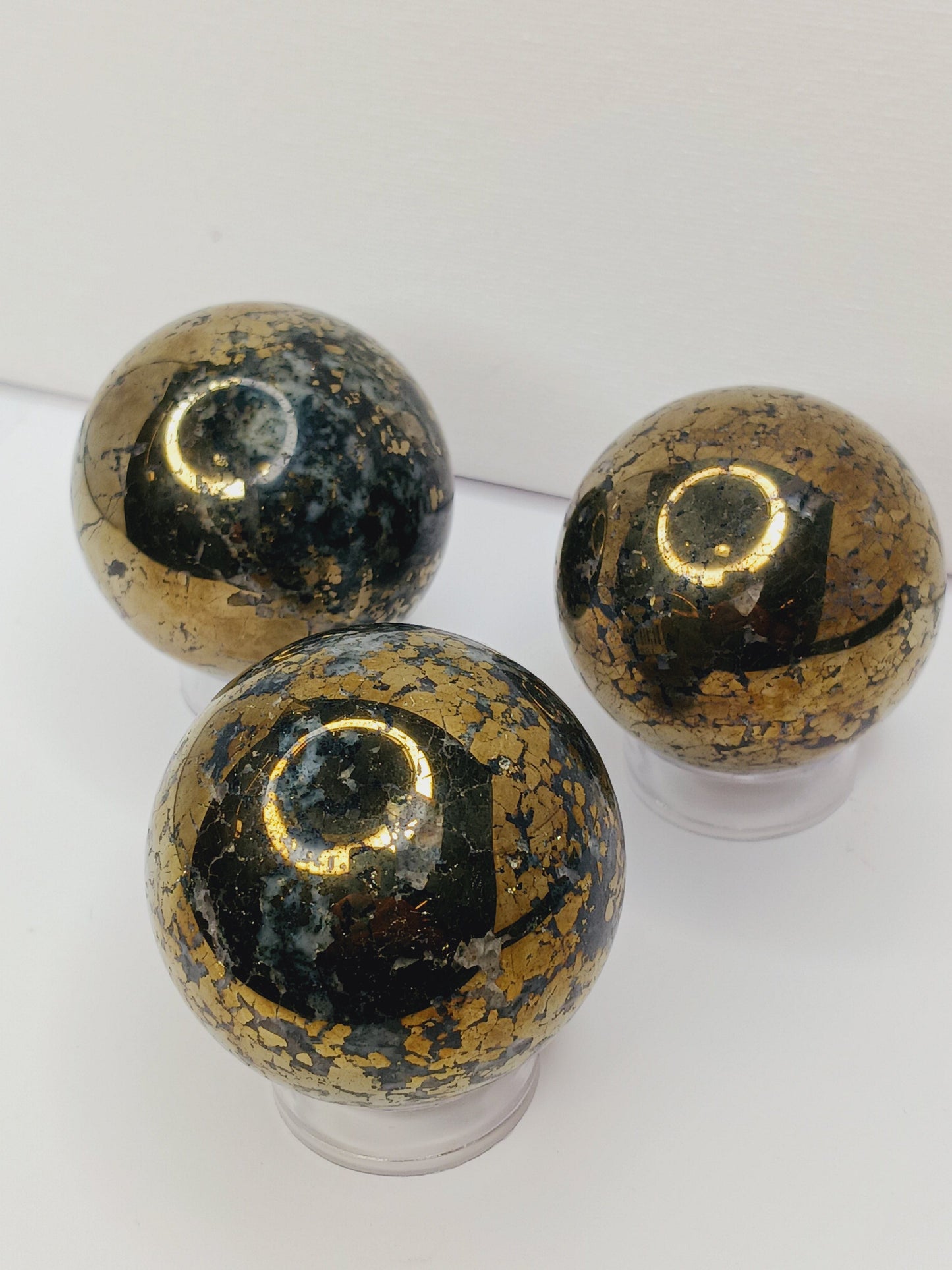 🖤💛 Pyrite and Black Quartz Sphere 2’’ – Protection Manifestation and Empowerment ✨ - Spheres