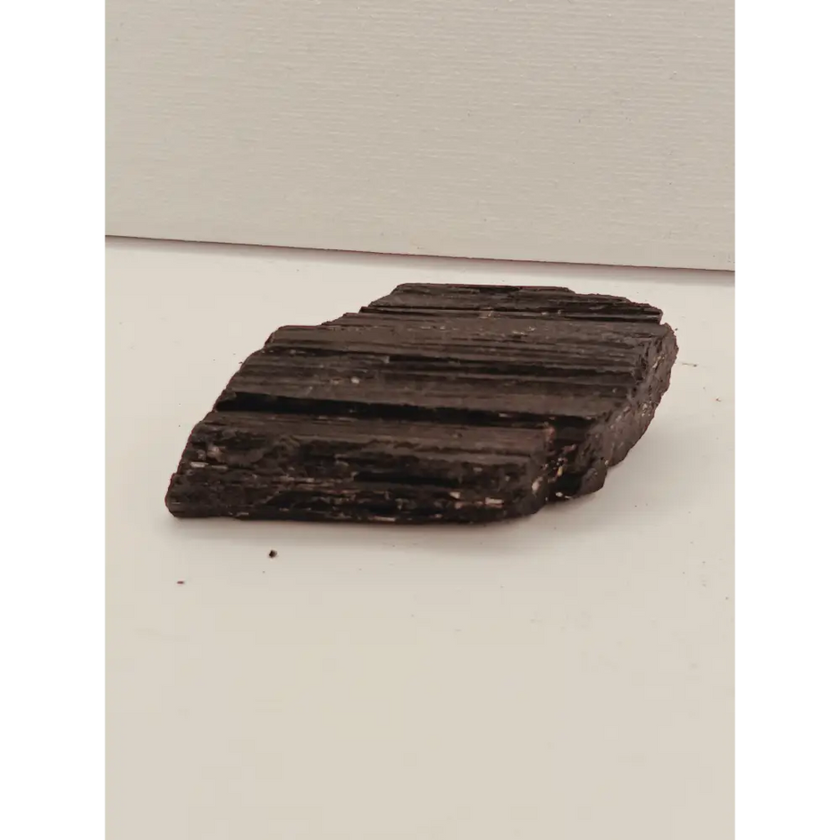 🖤✨ Raw Black Tourmaline Specimens – Protect Ground and Cleanse Your Energy 🌑 - Medium - Red Dot - PALM