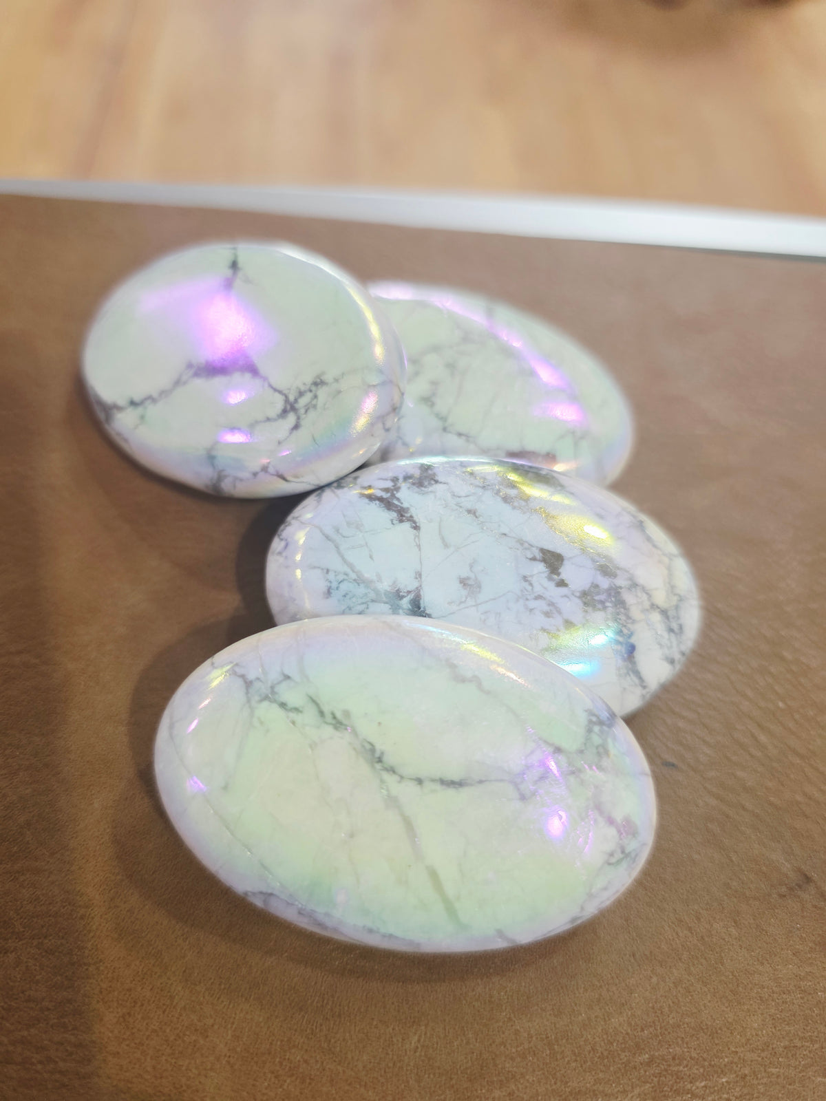 Aura Howlite Palm Stone – Calm and Peaceful Energy for Stress Relief