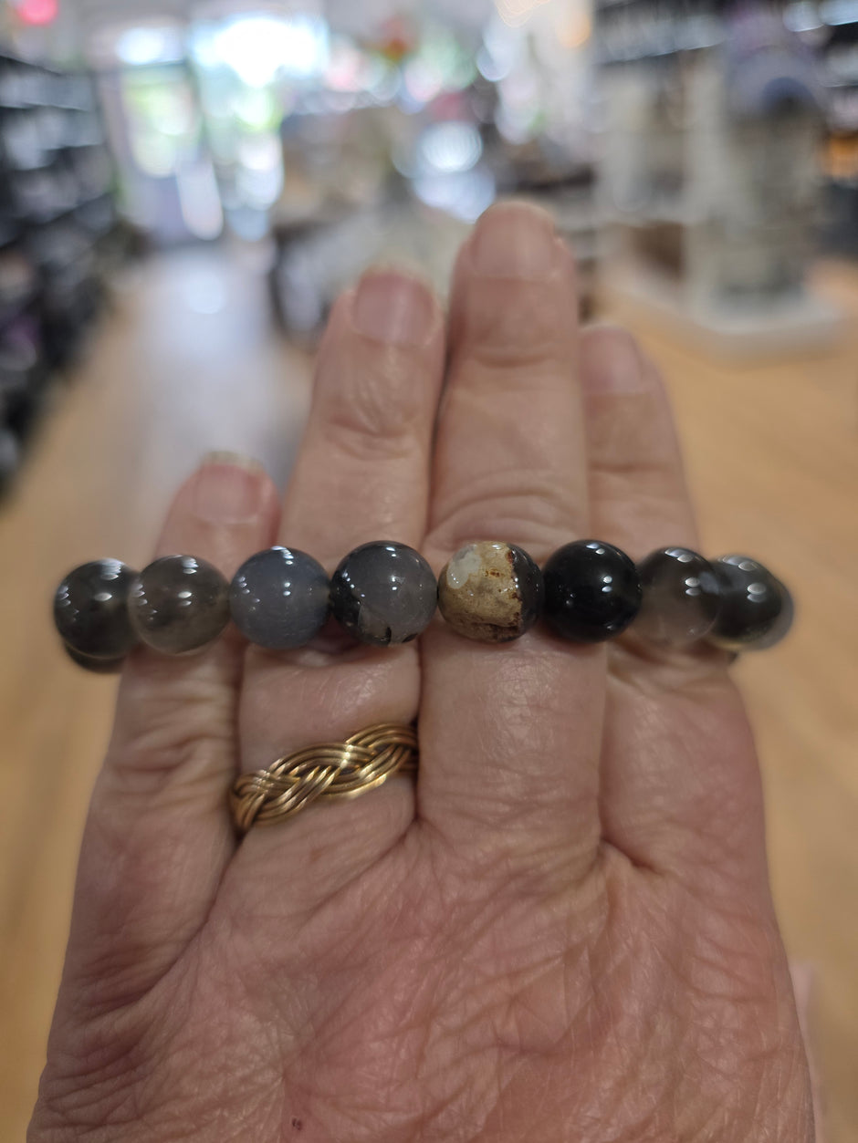 Volcano Agate Bracelet (10mm) – UV Reactive Stretchy Crystal Bracelet