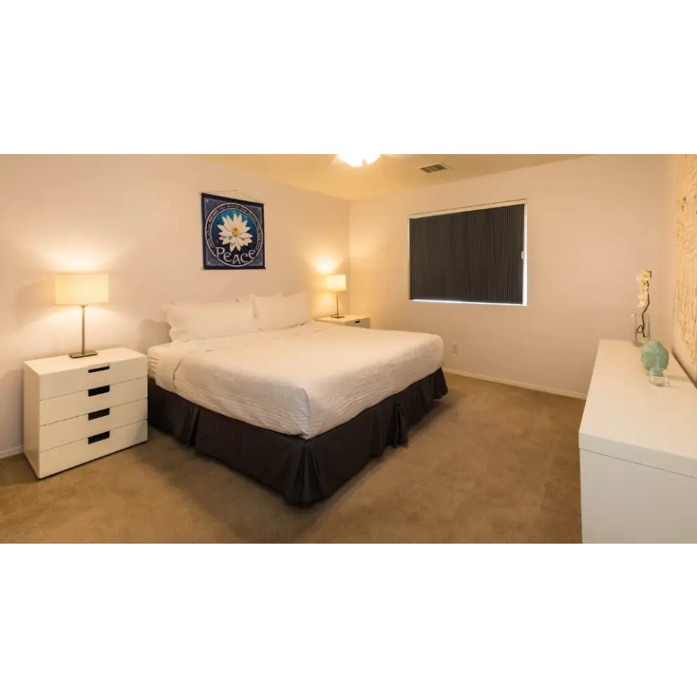 Sedona September 11th - 15th Retreat - DEPOSIT ONLY - 2. Queen Bed (2 people per room) $100 Deposit & PayPal Invoice