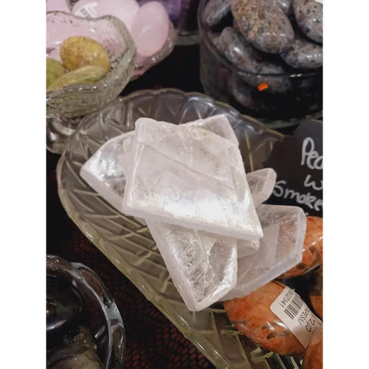 🤍✨ Selenite Slabs – Pure Cleansing & High-Vibrational Energy! 🌙 - Specimens
