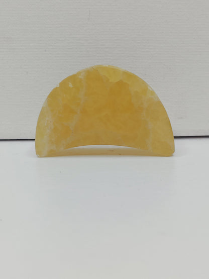 🌙⭐ Star and Moon Carvings – Dream Manifest and Illuminate Your Path ✨ - Green Calcite Moon - 2.5’’