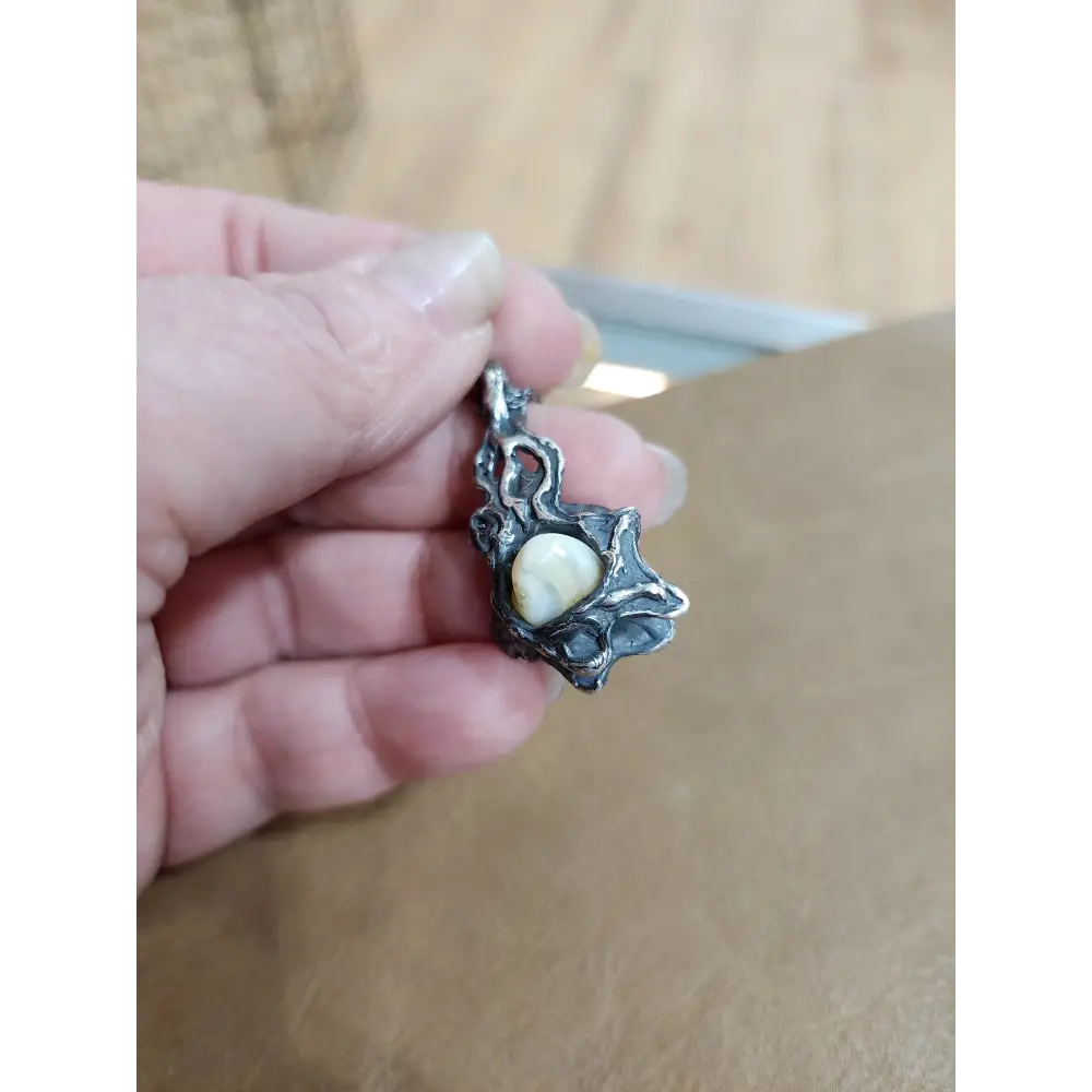 🐚✨ Sterling Silver Clamshell Art Piece with Abalone on 24’’ Chain – Ocean Magic & Elegant Shine! 🌊 - Jewelry