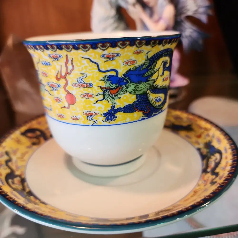 Teacups and Saucers - Teas & Accessories